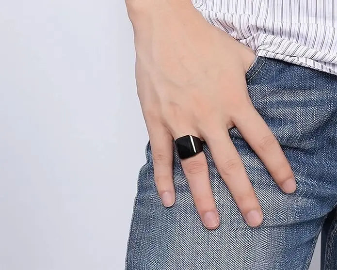 Anillo "Obsidian Block" (Bloque de Obsidiana)