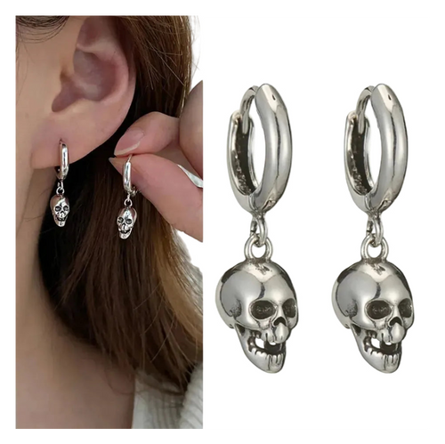 Aretes "Skullberry Signature" (Calavera Gótica en Plata .925)